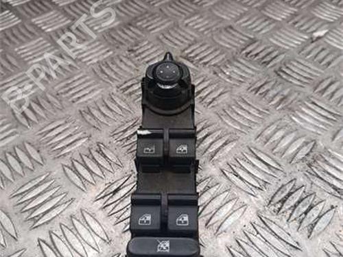 Used Left front window switch Left front window switch ALFA ROMEO 159 (939_) 1.9 JTDM 16V (939AXC1B, 939AXC12) (150 hp) 35798076 35798076