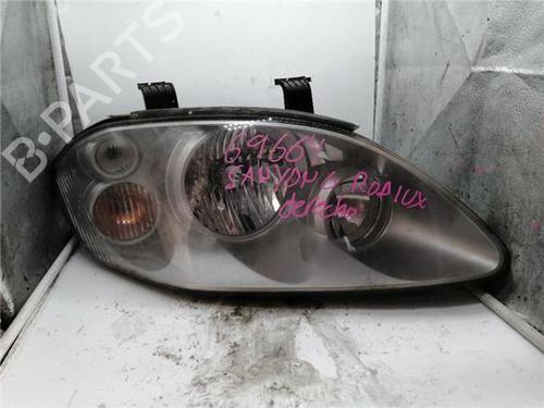 Used Right headlight SSANGYONG RODIUS I 2.7 Xdi 4WD (163 hp) 28206907