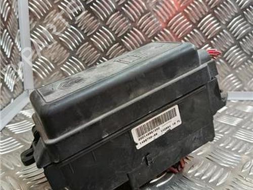 Used Fuse box MINI MINI (R50, R53) One (90 hp) 30189061