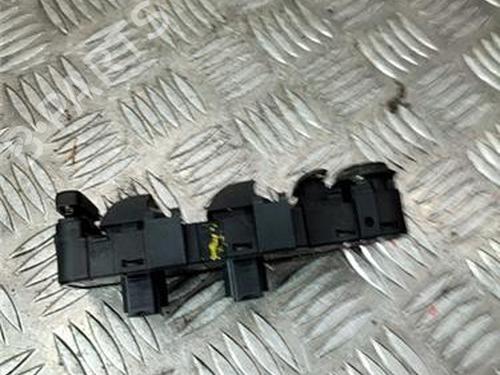 Left front window switch PEUGEOT 307 SW (3H) 2.0 HDI 110 | BP30949401I27