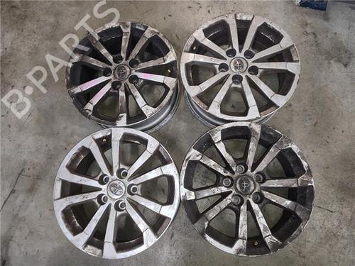 Used Rim TOYOTA VERSO (_R2_) 2.0 D-4D (AUR20_, AUR20R) (126 hp) 18005872