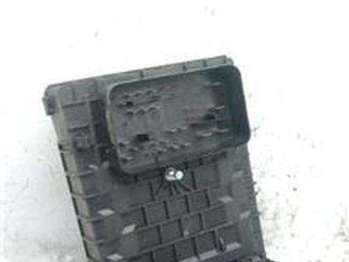 Used Fuse box VW POLO III (6N1) 120 1.6 16V GTI (120 hp) 19417181