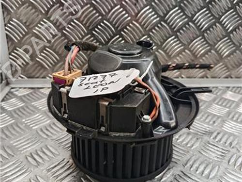 Used Heater blower motor Heater blower motor SEAT LEON (1P1) 2.0 TDI 16V (140 hp) 34410353 34410353