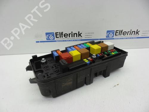 Used Fuse box Fuse box OPEL VECTRA C Estate (Z02) 1.9 CDTI (F35) (100 hp) 18626914 18626914