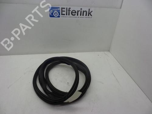 Used Rubber door seal VOLVO XC60 I SUV (156) D5 AWD (215 hp) 18618870