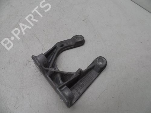 Used Engine mount Engine mount VOLVO XC70 II (136) D5 AWD (215 hp) 18614768 18614768