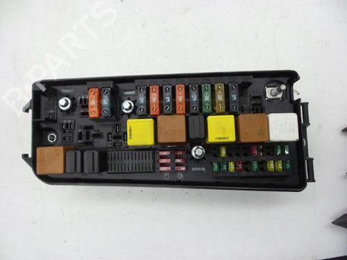 Used Fuse box Fuse box 18623422 18623422