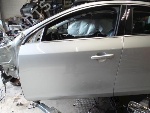 Used Left front door Left front door 38200118 38200118