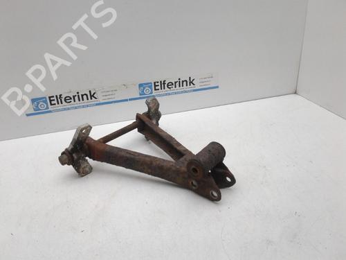 Used Left front suspension arm SAAB 900 I (AC4, AM4) 2.0 Turbo (146 hp) 18631471