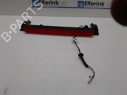Used Third brake light Third brake light 18629342 18629342