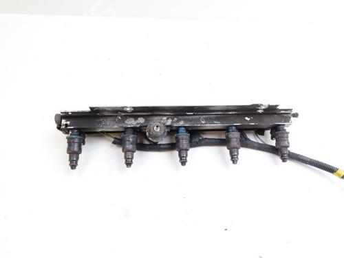 Used Injection rail VOLVO 850 Estate (855) 2.4 (144 hp) 28010374