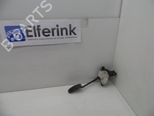 Pedal Pedal VOLVO XC90 I (275) D5 AWD (163 hp) 18615104 18615104