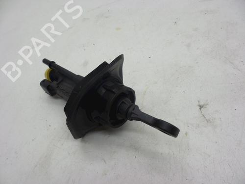 Used Clutch slave cylinder VOLVO XC60 I SUV (156) D5 AWD (215 hp) 18618873