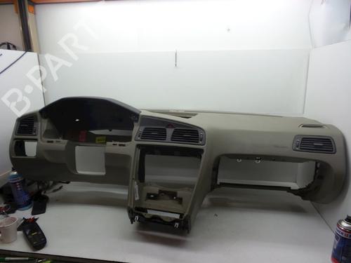 Salpicadero Salpicadero VOLVO S60 I (384) 2.4 (140 hp) 18619524 18619524