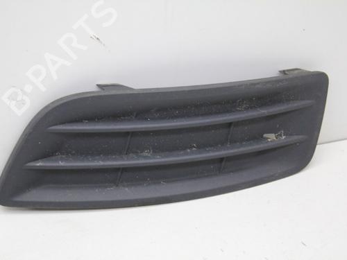 Grill Grill VOLVO V50 (545) 2.0 D (136 hp) 18613213 18613213