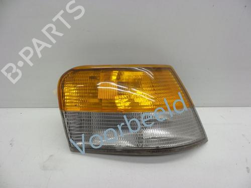 Used Right front indicator Right front indicator SAAB 900 I (AC4, AM4) 2.0 -16 (126 hp) 18607004 18607004