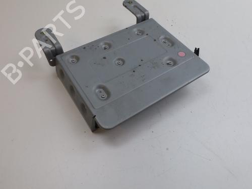 Used Electronic module Electronic module VOLVO V70 III (135) T4 (190 hp) 19172409 19172409