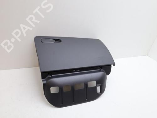 Handskerum Handskerum VOLVO XC40 (536) Recharge (252 hp) 32178069 32178069
