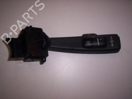 Used Steering column stalk Steering column stalk VOLVO S40 II (544) 2.0 D (136 hp) 18608181 18608181