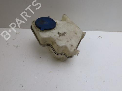 Used Windscreen washer tank MERCEDES-BENZ B-CLASS Sports Tourer (W245) B 200 TURBO (245.234) (193 hp) 22346877
