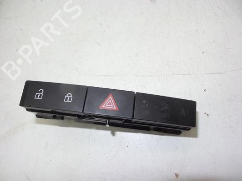 Used Warning switch Warning switch 18618111 18618111