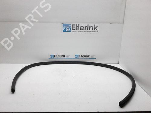 Used Rubber door seal VOLVO C70 II Convertible (542) 2.4 (140 hp) 18630095