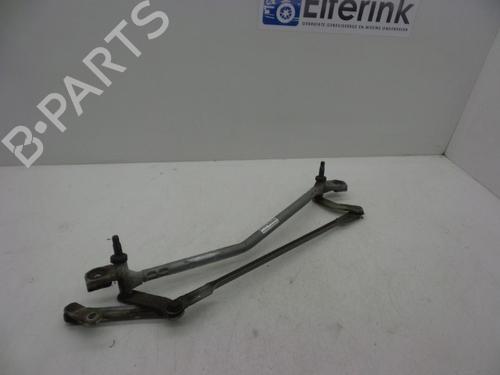 Used Front wipers mechanism Front wipers mechanism VOLVO V40 Hatchback (525) D2 (114 hp) 18623064 18623064