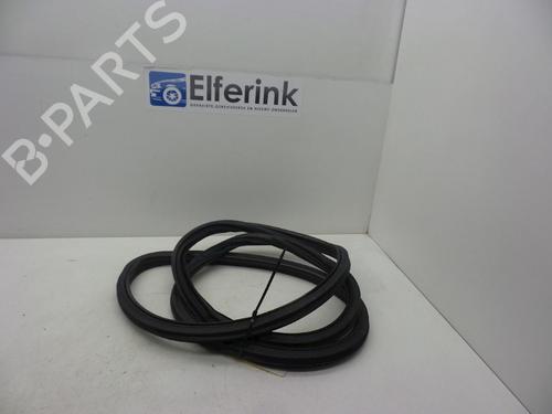 Used Rubber door seal OPEL ZAFIRA / ZAFIRA FAMILY B (A05) 1.9 CDTI (M75) (100 hp) 18619466
