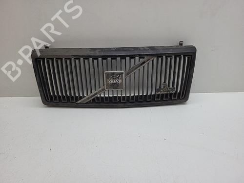 Used Grille VOLVO 240 Kombi (P245) 2.0 (111 hp) 30816329