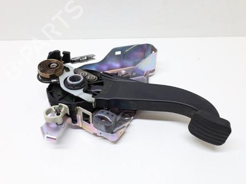 Used Break pedal Break pedal MERCEDES-BENZ E-CLASS (W212) E 350 CGI (212.057) (292 hp) 40532783 40532783