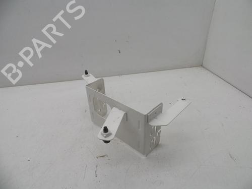 Used Support Support VOLVO V70 II (285) D5 (163 hp) 18616478 18616478
