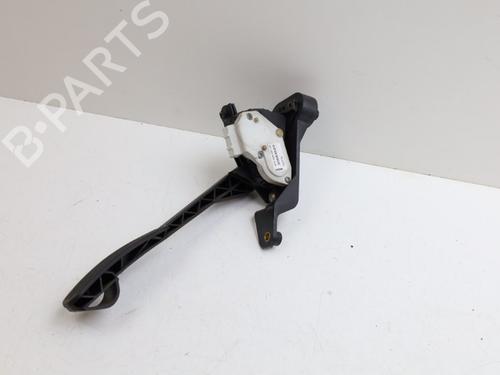 Pedal VOLVO XC90 I (275) 2.5 T AWD (209 hp) 30335476