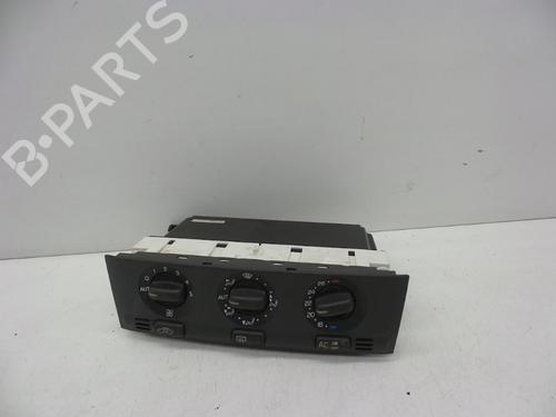 Module électronique VOLVO V40 Estate (645) 1.8 (115 hp) 18621041