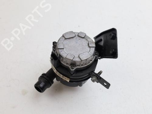 Used Auxiliary water pump MERCEDES-BENZ GLC (X253) 250 4-matic (253.946) (211 hp) 29053080
