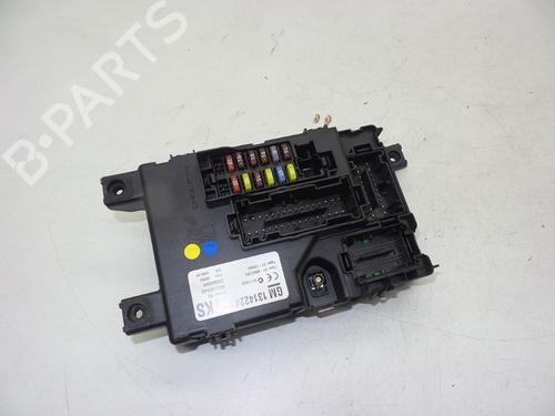 Used Fuse box Fuse box OPEL CORSA D (S07) 1.2 (L08, L68) (80 hp) 18618084 18618084