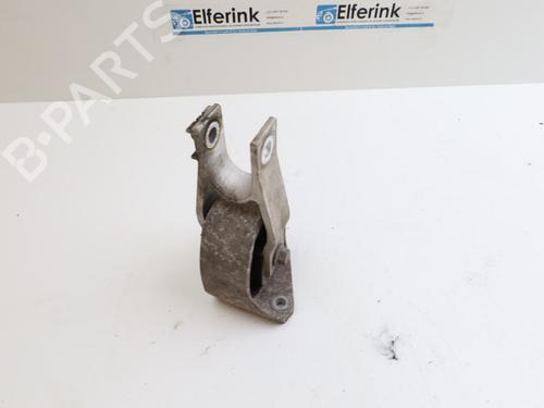Used Engine mount VOLVO V60 II (225) D3 (150 hp) 18640155