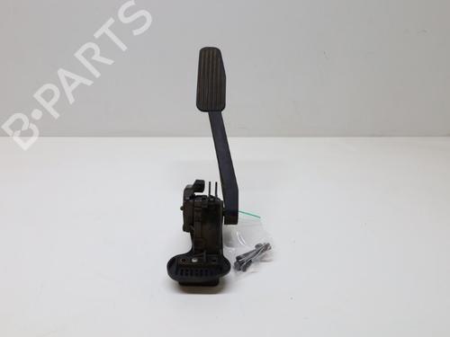 Pedal VOLVO V70 II (285) 2.4 (170 hp) 33179007
