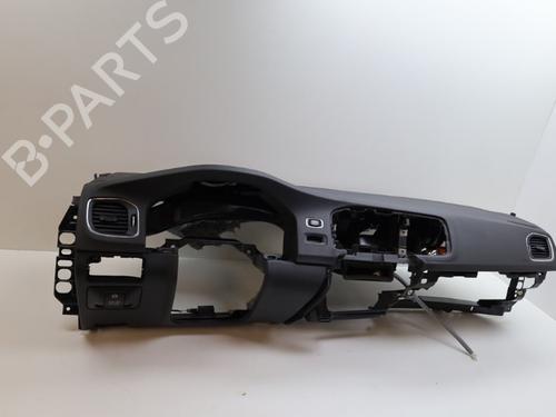 Dashboard VOLVO V60 I (155) D6 Hybrid AWD | BP20146308C46 
