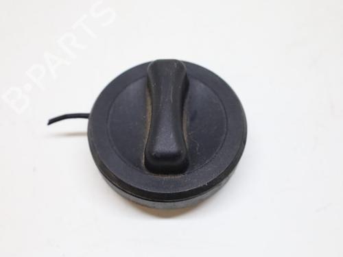 Used Fuel cap Fuel cap 37076083 37076083