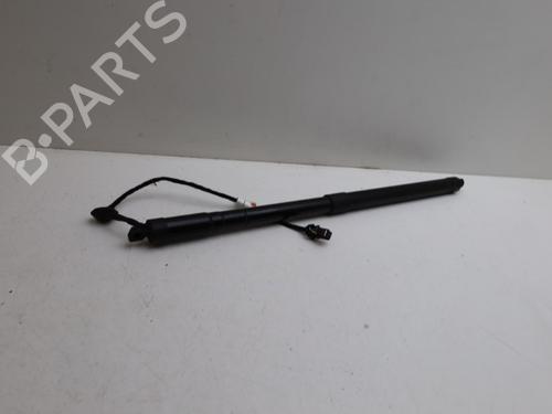 Used Tailgate lift support VOLVO V60 II (225) T6 Plug-in Hybrid AWD (340 hp) 29854812