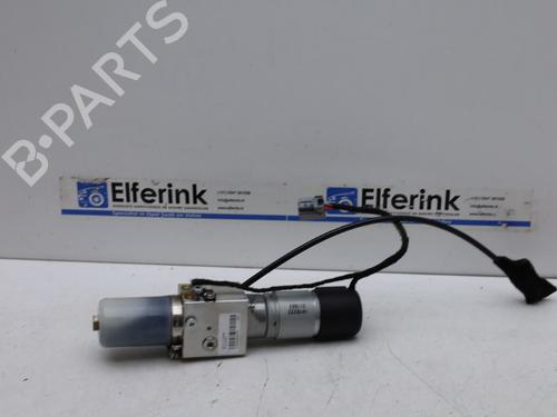 Used Electronic module Electronic module VOLVO V70 III (135) D5 (185 hp) 18634887 18634887