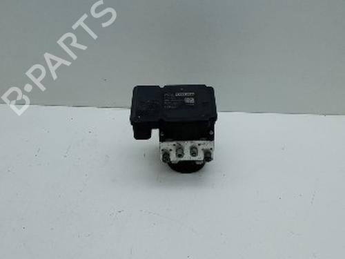 Used ABS pump ABS pump VOLVO XC70 II (136) T6 AWD (304 hp) 18613228 18613228