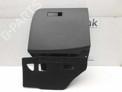 Handskerum Handskerum OPEL CORSA F (P2JO) 1.2 (68) (101 hp) 18629171 18629171