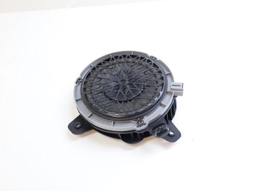 Used Speaker Speaker OPEL CORSA F (P2JO) CORSA-e (68) (136 hp) 18637719 18637719