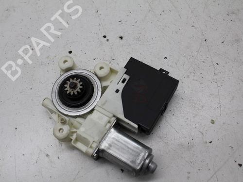 Used Electronic module Electronic module VOLVO V50 (545) 2.4 (140 hp) 18612303 18612303