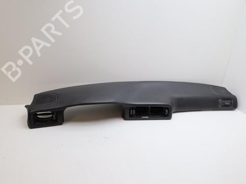 Salpicadero Salpicadero VOLVO V70 I (875, 876) 2.4 (140 hp) 18638665 18638665