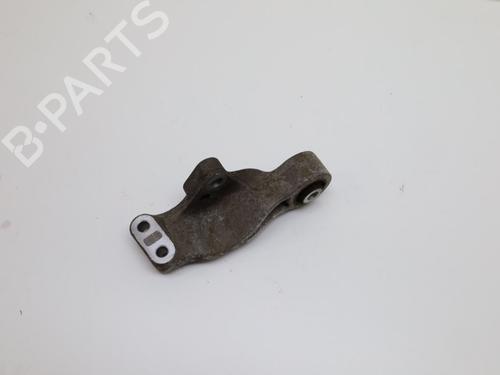 Used Engine mount VOLVO V40 Hatchback (525) D3 (150 hp) 18636570