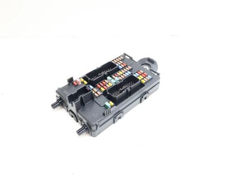 Used Fuse box Fuse box VOLVO V60 II (225) D3 (150 hp) 29053256 29053256