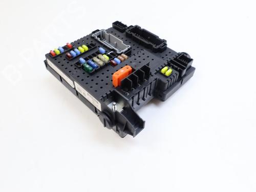 Used Fuse box Fuse box VOLVO V70 II (285) 2.4 (140 hp) 21382742 21382742