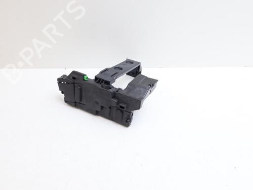 fuse-box-volvo-xc60-ii-246-2017-33179036 main image